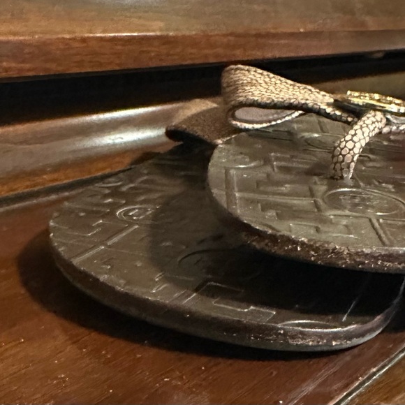 Tory Burch, Thora Sandals, Brown Reptile Embossed, Size 10, EEUC - Picture 4 of 5
